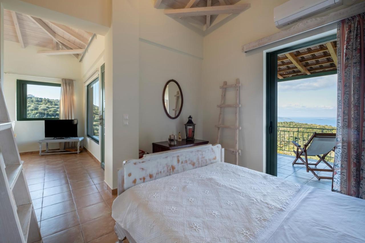 Chamaloni Cottages Finikounta Exterior photo