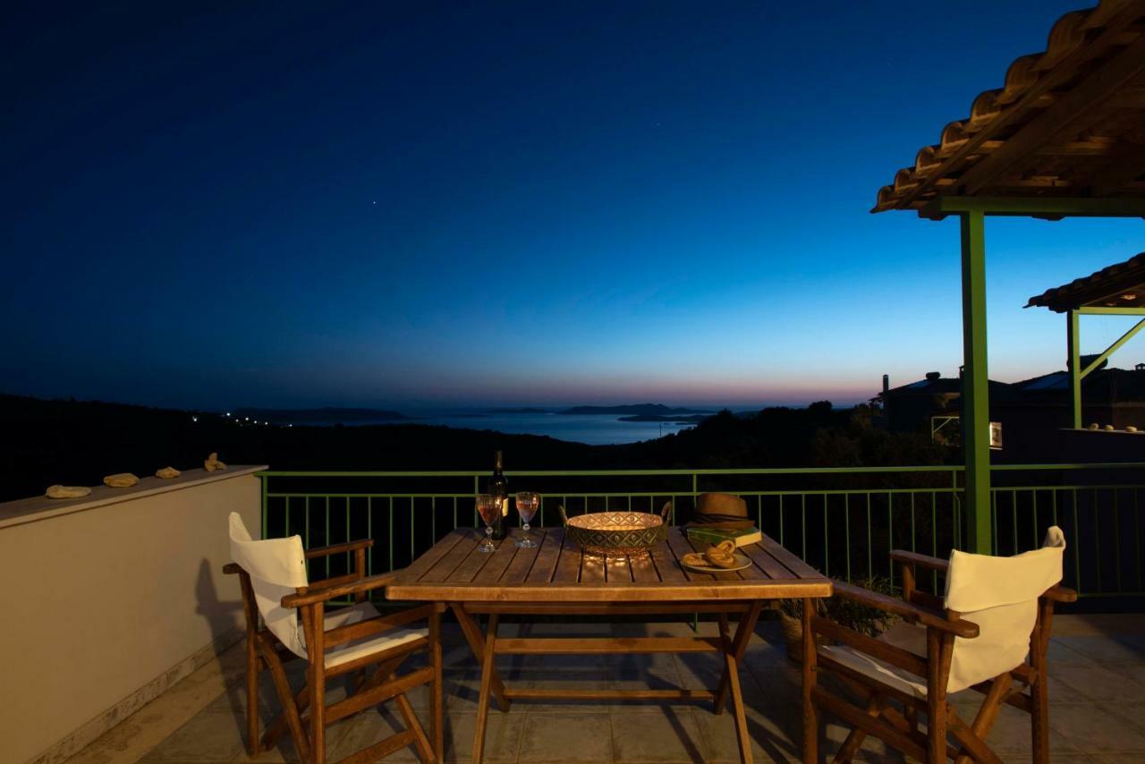 Chamaloni Cottages Finikounta Exterior photo